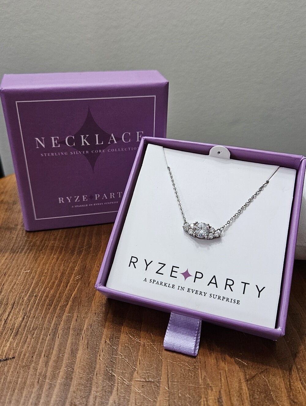 ●Ryze●•Sterling Silver Necklace• White Frost CZ N6-1460 18"